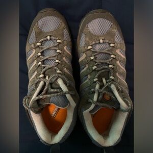 Merrell Womens Moab Ventilator Smoke Hiking Shoes Size 8.5